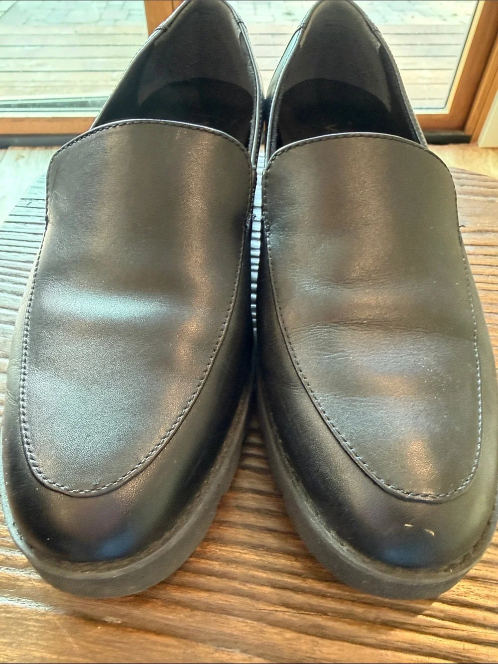 Vionic women’s Black Leather Slip-On Loafers - Classic Moc Toe